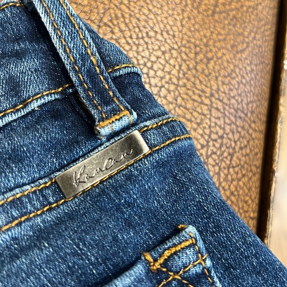 Like New Kancan LA Stone Washed Distressed Styled Holes Stretch Jeans 98% Cotton - Picture 6 of 8